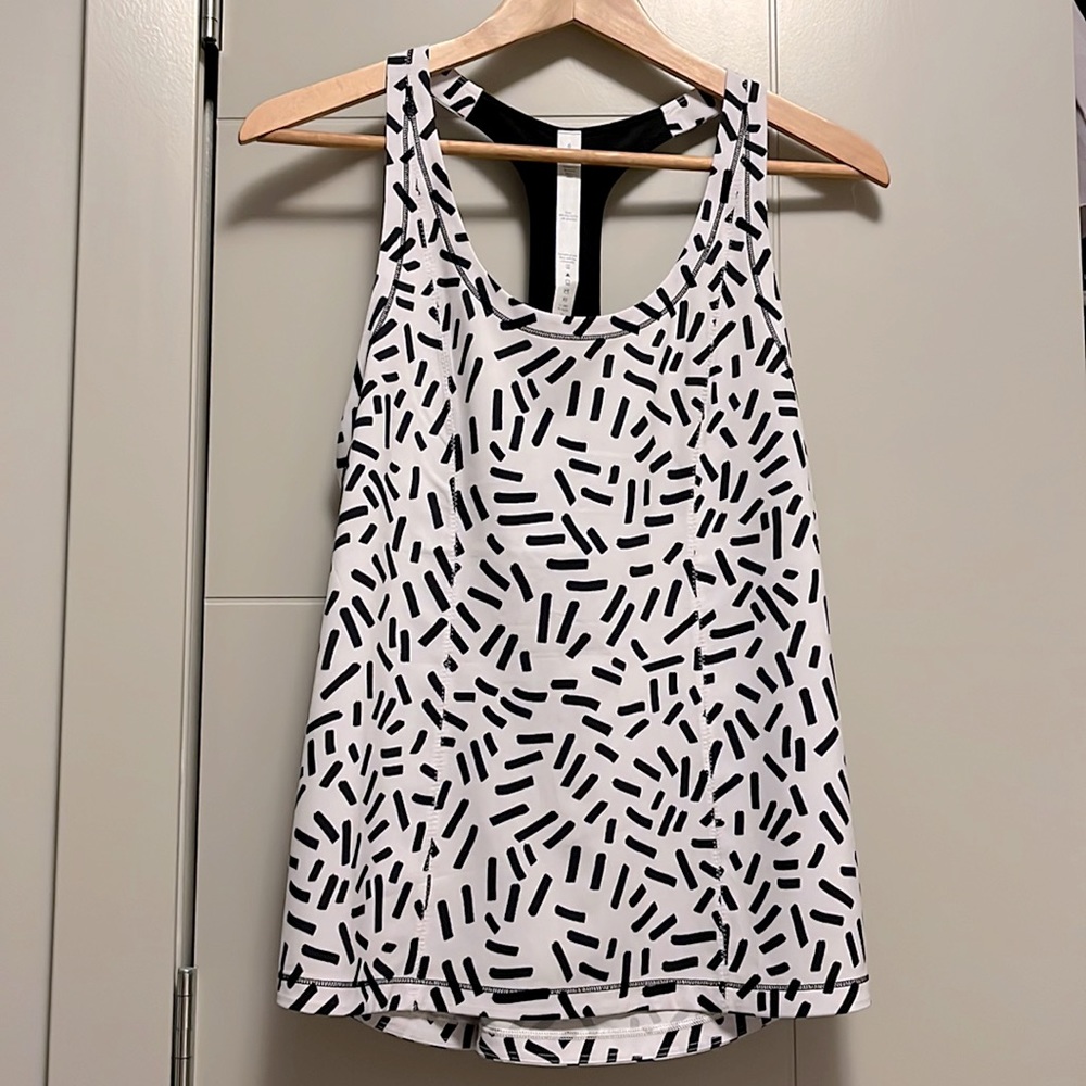 Lululemon lightened up Seawheeze singlet, white + black confetti design, size 6